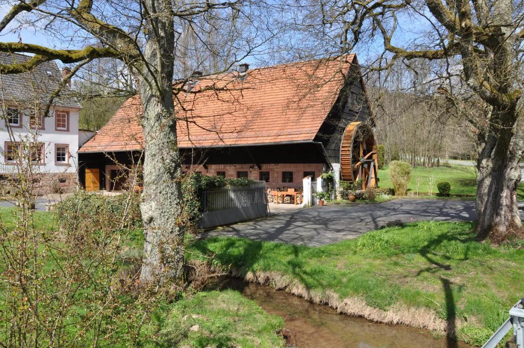 Landgasthof Geiersmuehle Vielbrunn Buitenkant foto