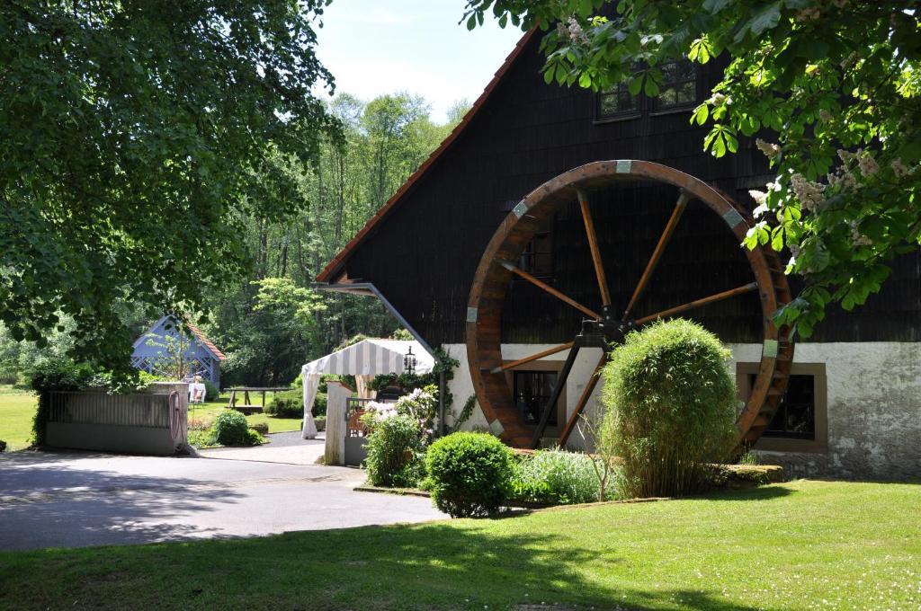 Landgasthof Geiersmuehle Vielbrunn Buitenkant foto